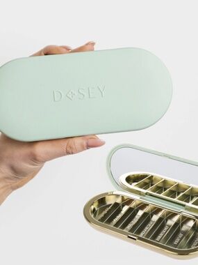 Dosey 7 Day Pill Compact Travel Pill Organizer w/ Mirror - Sage/Gold - NEW!